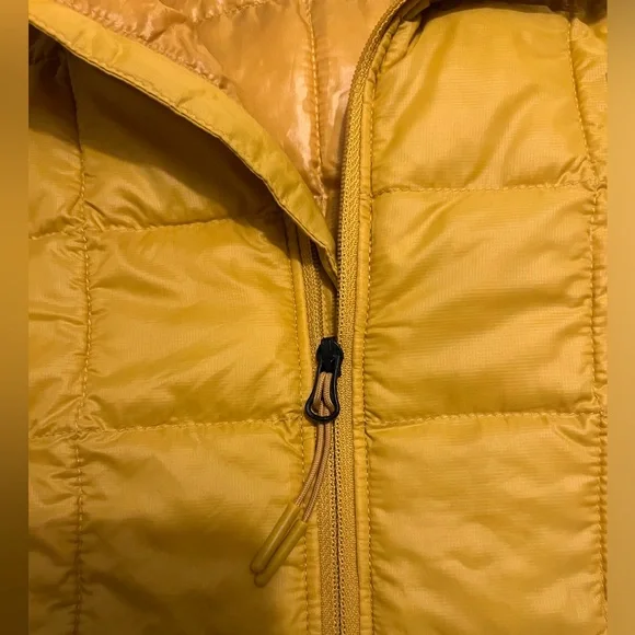 The North Face Thermoball Vest in Yellow Size M Men’s - Picture 4 of 10